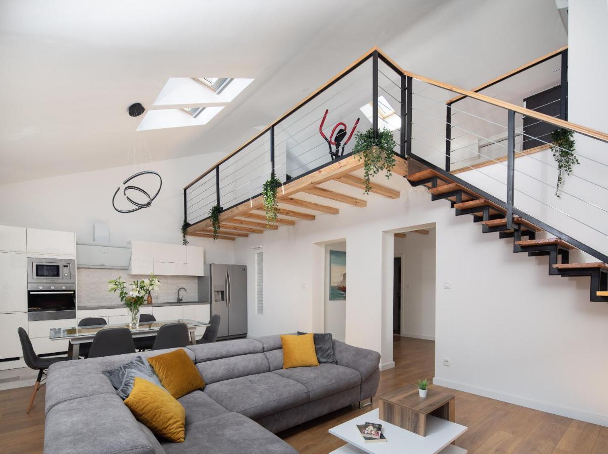 Metily Apartment Сплит Екстериор снимка