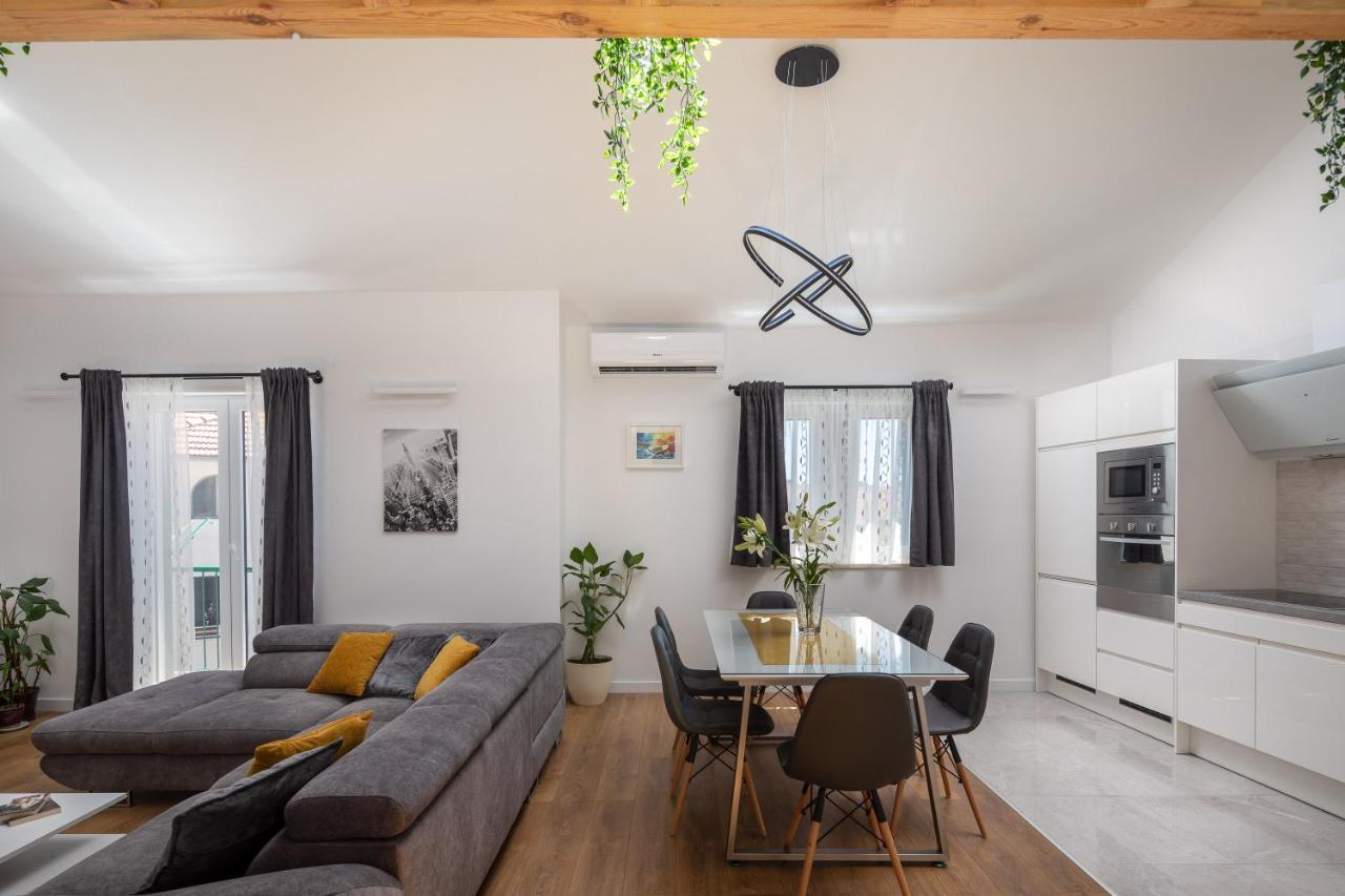 Metily Apartment Сплит Екстериор снимка