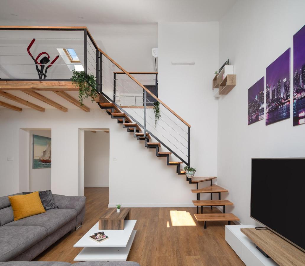 Metily Apartment Сплит Екстериор снимка