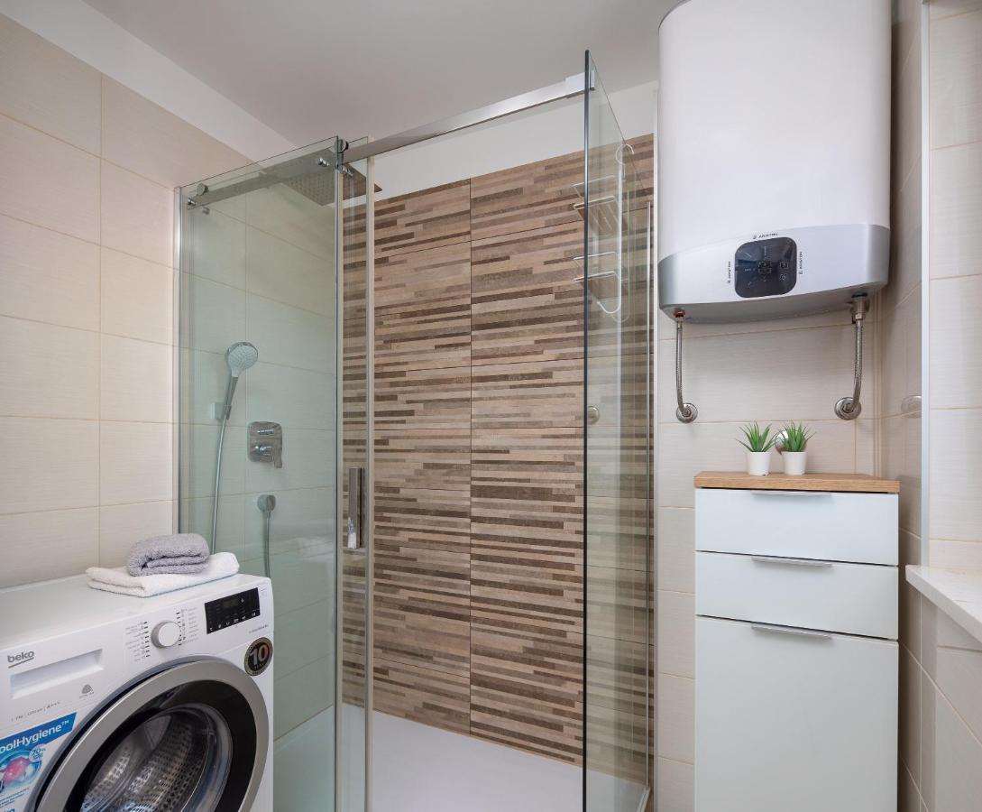 Metily Apartment Сплит Екстериор снимка