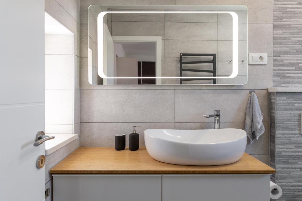 Metily Apartment Сплит Екстериор снимка